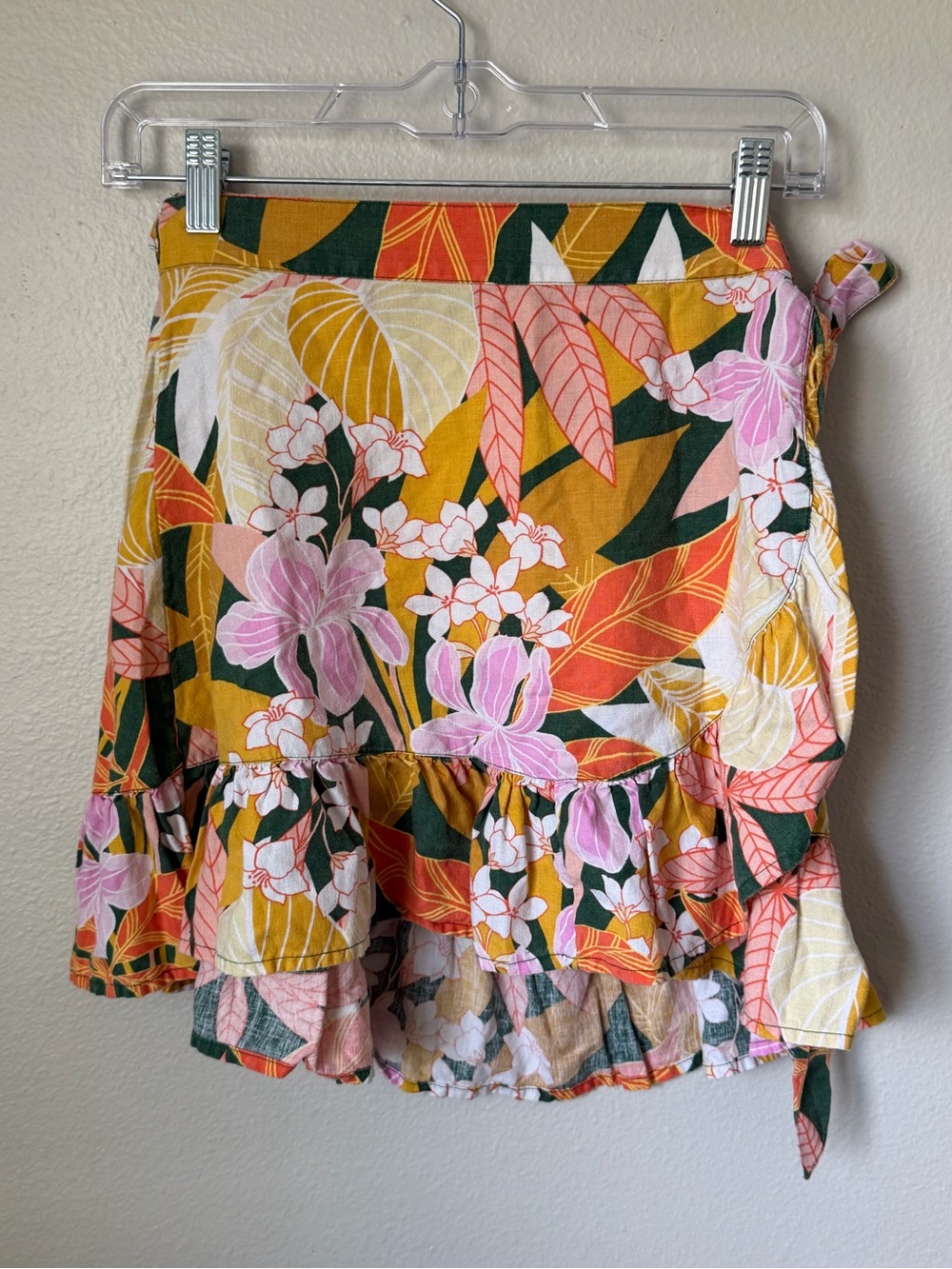 Aerie Linen Blend Tropical Floral Wrap Mini Skirt - Yellow & Pink size medium - Picture 2 of 5